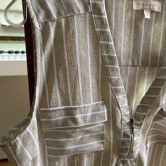 Tan Sleeveless Pullover Zip Down Blouse L - Picture 13 of 15